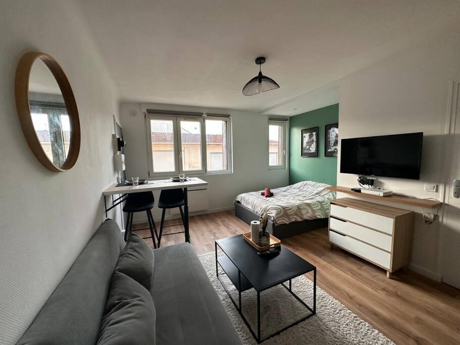 Appartement Proche Paris Et Metro - Parking Prive Maisons-Alfort Eksteriør billede